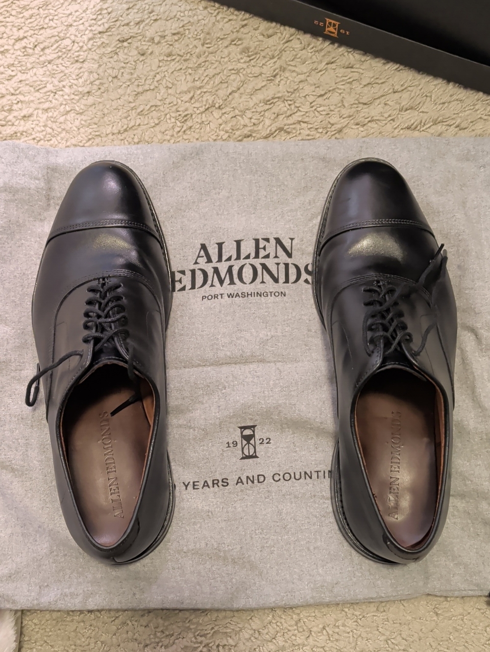 Allen Edmonds Park Avenue
Black Captoe 10.5 EEE